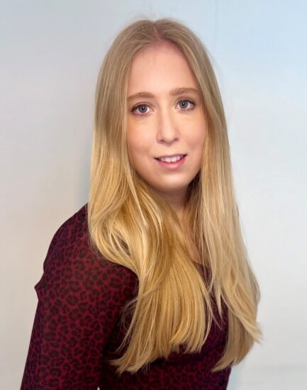 Portrait photo of Fiona Hollingsworth